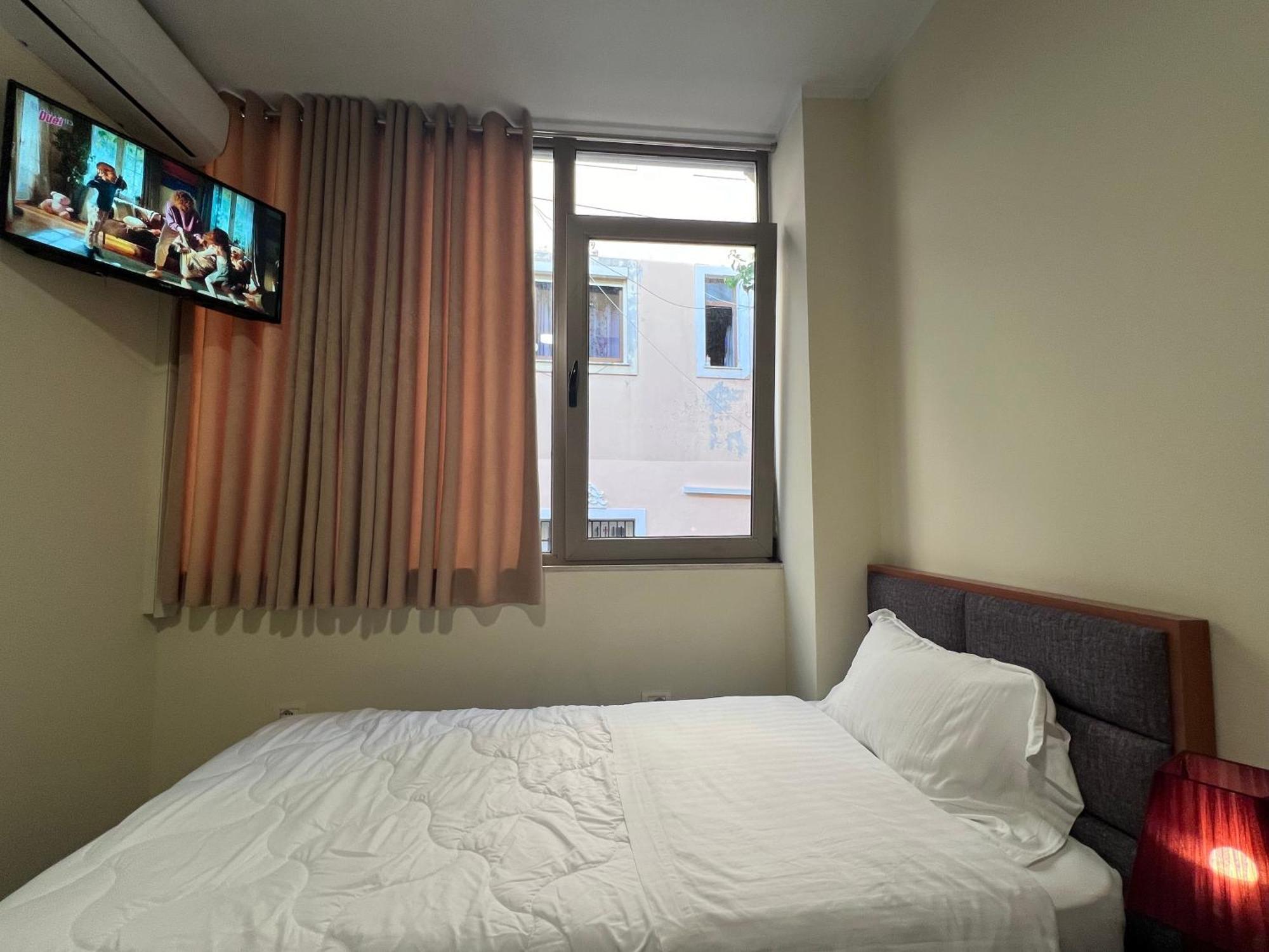Bobi Hotel Шкодер Екстер'єр фото