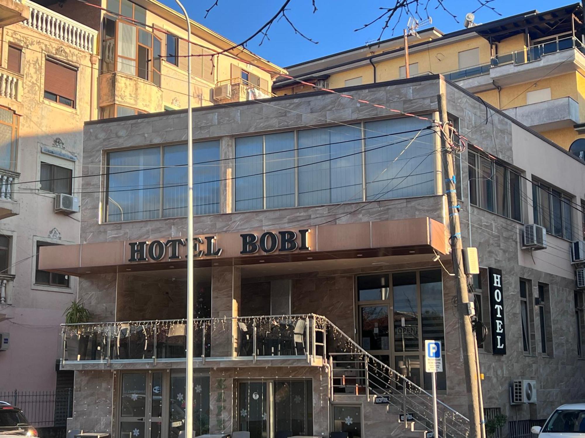 Bobi Hotel Шкодер Екстер'єр фото