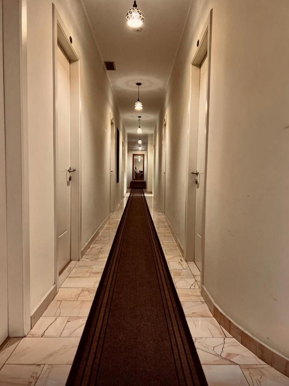 Bobi Hotel Шкодер Екстер'єр фото